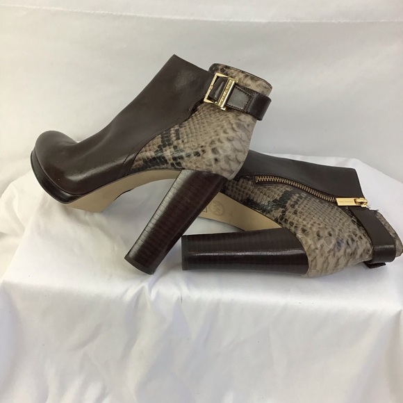 MICHAEL KORS WOMEN BROWN SNAKE SKIN LEATHER PLATFORM CHUCKY HEEL BOOTS SZ 7M - Picture 5 of 6